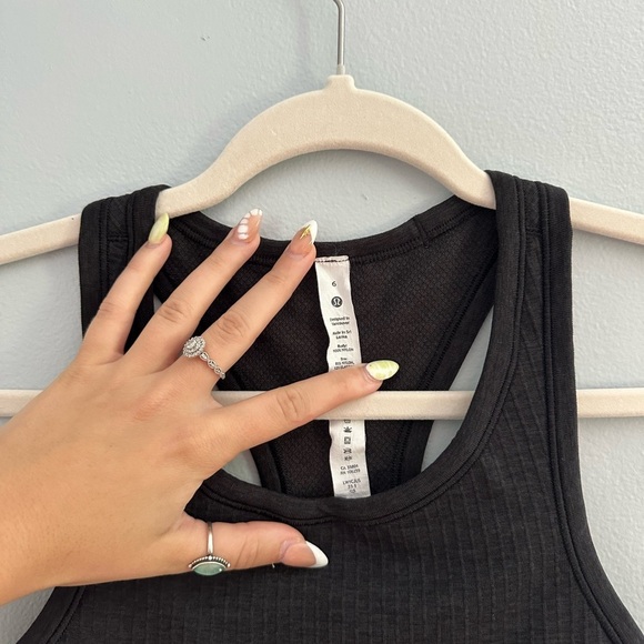 Lululemon EBB to Street Racerback Cropped Tank - Picture 4 of 4